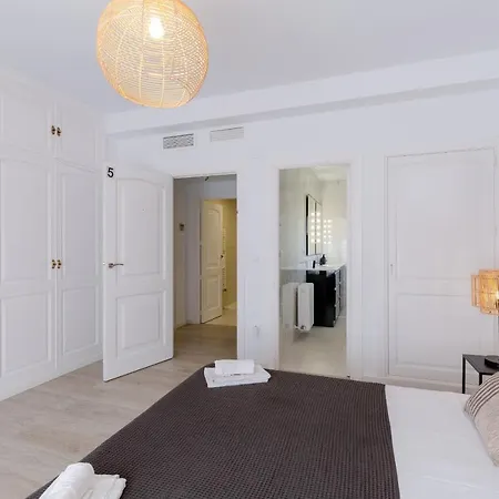 Villa Urban Mansion By Fidalsa *