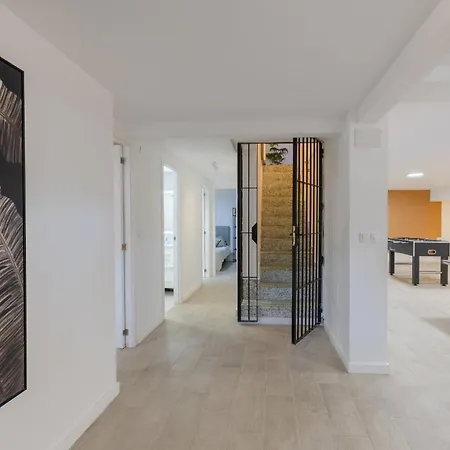 Urban Mansion By Fidalsa Villa *