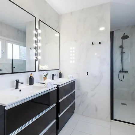 Urban Mansion By Fidalsa Villa Alicante
