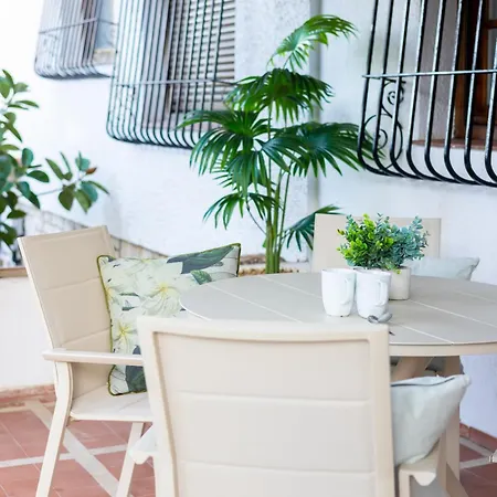 Villa Urban Mansion By Fidalsa *